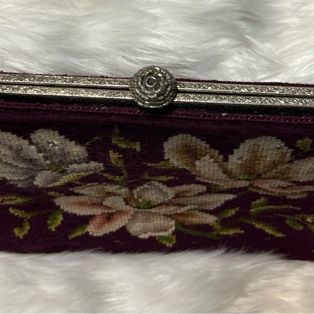 1950’s Style Vintage Needlepoint Floral Embroidered Burgundy Handbag - Picture 6 of 12